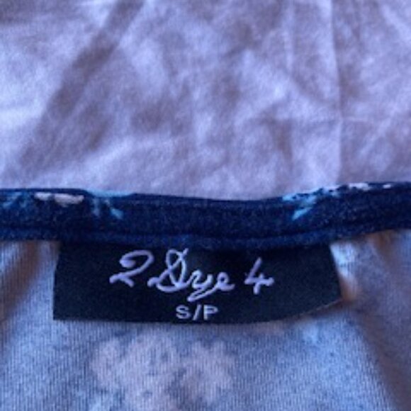 2 Dye 4 Flower patterned dress - Picture 6 of 7